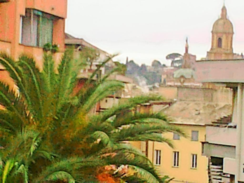 Il Centrale Rapallo Luaran gambar